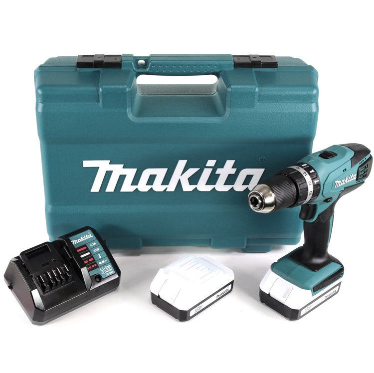 Makita HP 457 DWE 18 V Akku Schlagbohrschrauber + 2 x 1,3 Ah Akku + Ladegerät + 74 tlg. Zubehör Set im Werkzeugkoffer - Toolbrothers