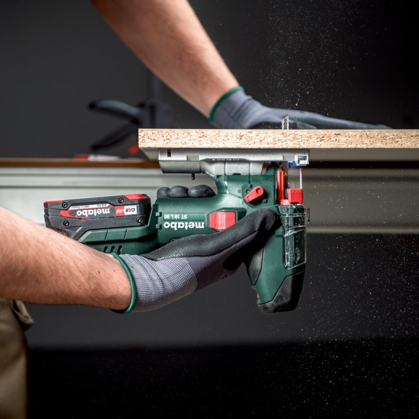 Metabo ST 18 L 90 Akku Stichsäge 18 V 90 mm + 1x LiHD Akku 4,0 Ah + Ladegerät + Metabox