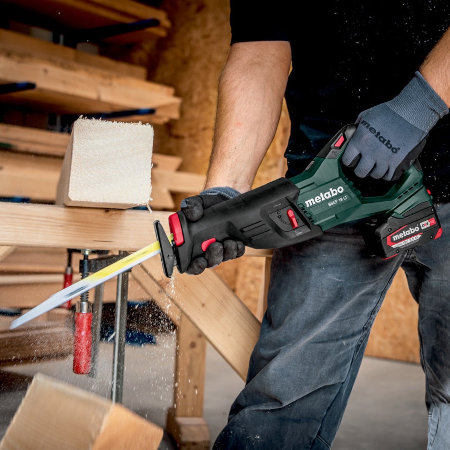 Metabo SSEP 18 LT Akku Säbelsäge 18 V 32 mm + 2x LiHD Akku 4,0 Ah + Ladegerät + Metabox