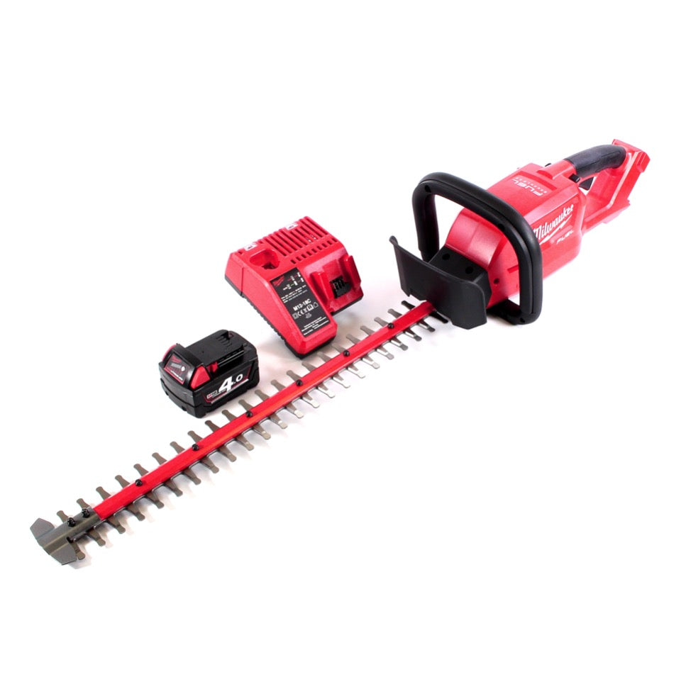 Taille-haie à batterie Milwaukee M18 CHT-401C 18 V 610 mm sans balai + 1x batterie 4,0 Ah + chargeur