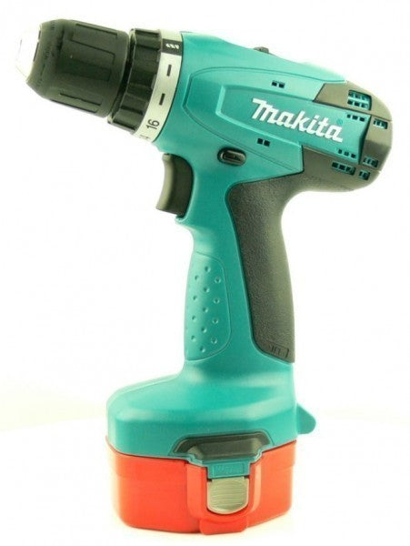 Makita 6281 14,4V Akku Bohrschrauber + Makita ML140 14,4V Akku Lampe + 2x DINOTECH 3000 mAh Akku + Makita Ladergerät DC1414 + Koffer - Toolbrothers