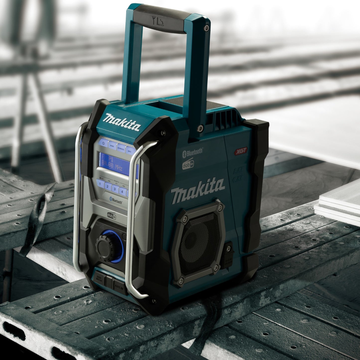 Makita MR 004 GZ Baustellenradio 12 - 40 V DAB, DAB+, FM / AUX, USB, Bluetooth - ohne Akku, ohne Ladegerät