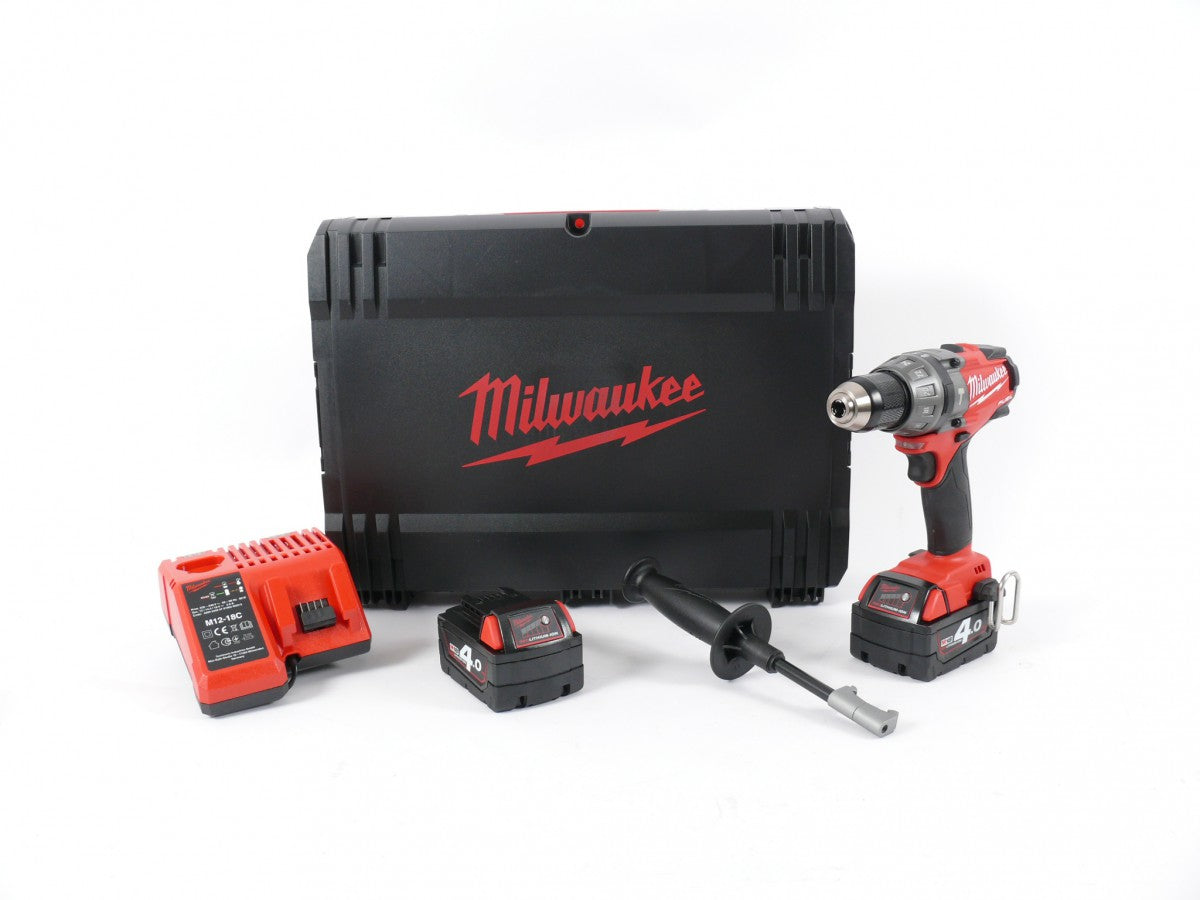 Milwaukee M18 CPD 402 C 18V Li-ion Akku Schlagbohschrauber + 2x Milwaukee Akku, Ladegerät, Koffer - Toolbrothers