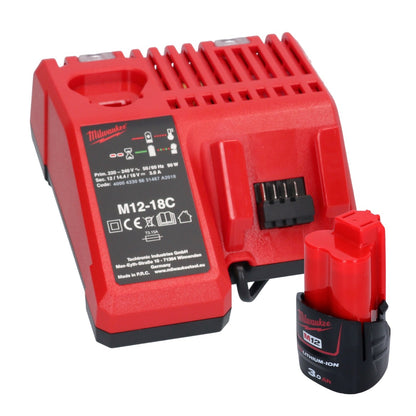 Pistolet graisseur à batterie Milwaukee M12 GG-301C 12 V 562 bar + 1x batterie 3,0 Ah + chargeur