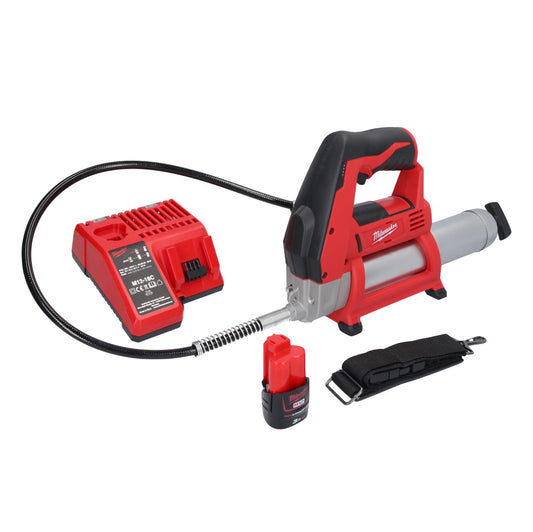 Milwaukee M12 GG-301C Akku Fettpresse 12 V 562 bar + 1x Akku 3,0 Ah + Ladegerät