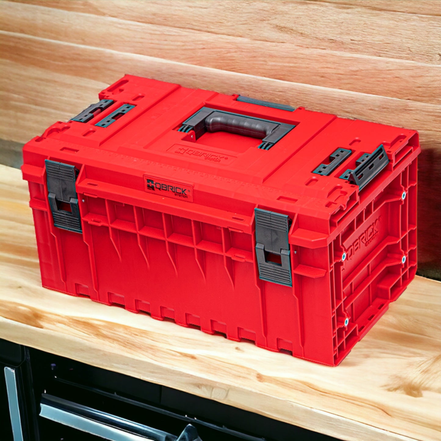 Qbrick System ONE 350 2.0 Vario RED ULTRA HD Custom Werkzeugkoffer modularer Organizer 585 x 385 x 320 mm 38 l stapelbar IP66