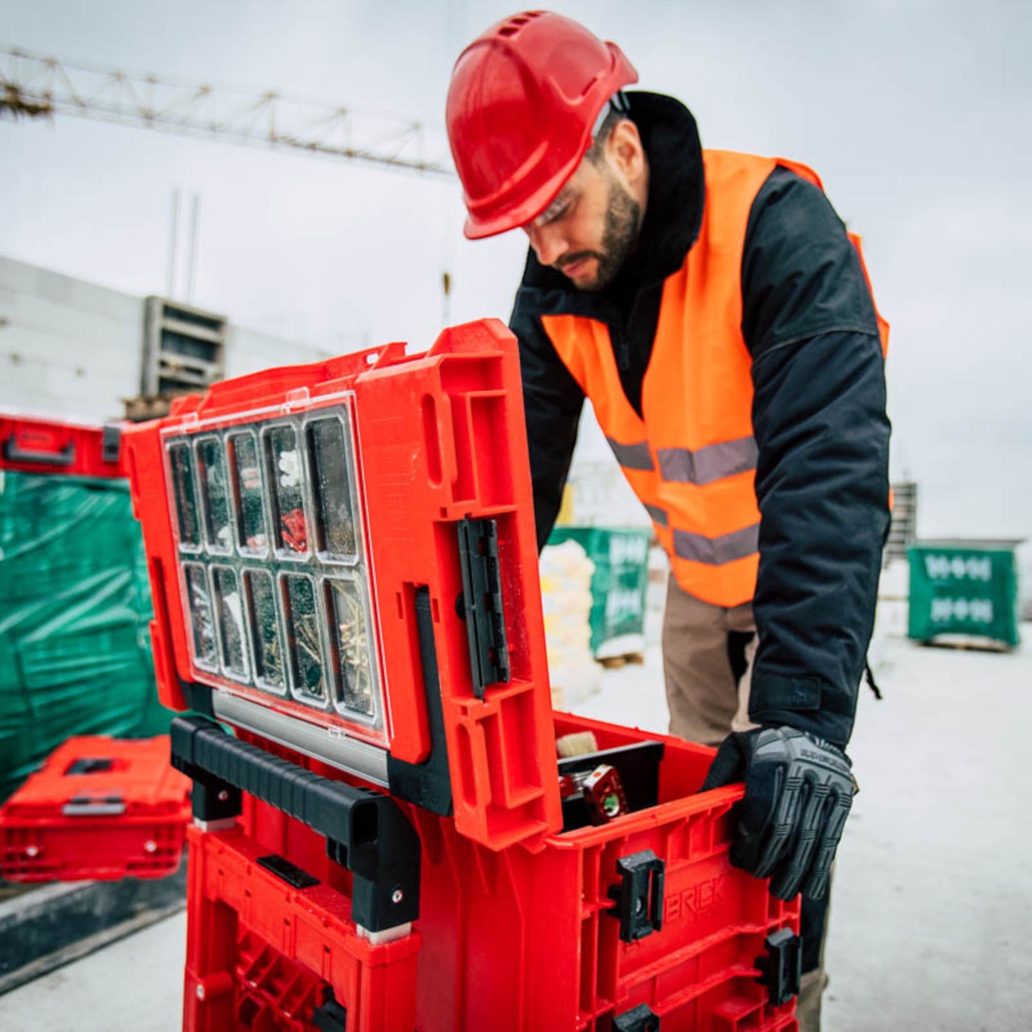 Qbrick System ONE 450 2.0 Expert RED ULTRA HD Custom Werkzeugkoffer modularer Organizer 585 x 385 x 420 mm 52 l stapelbar IP66