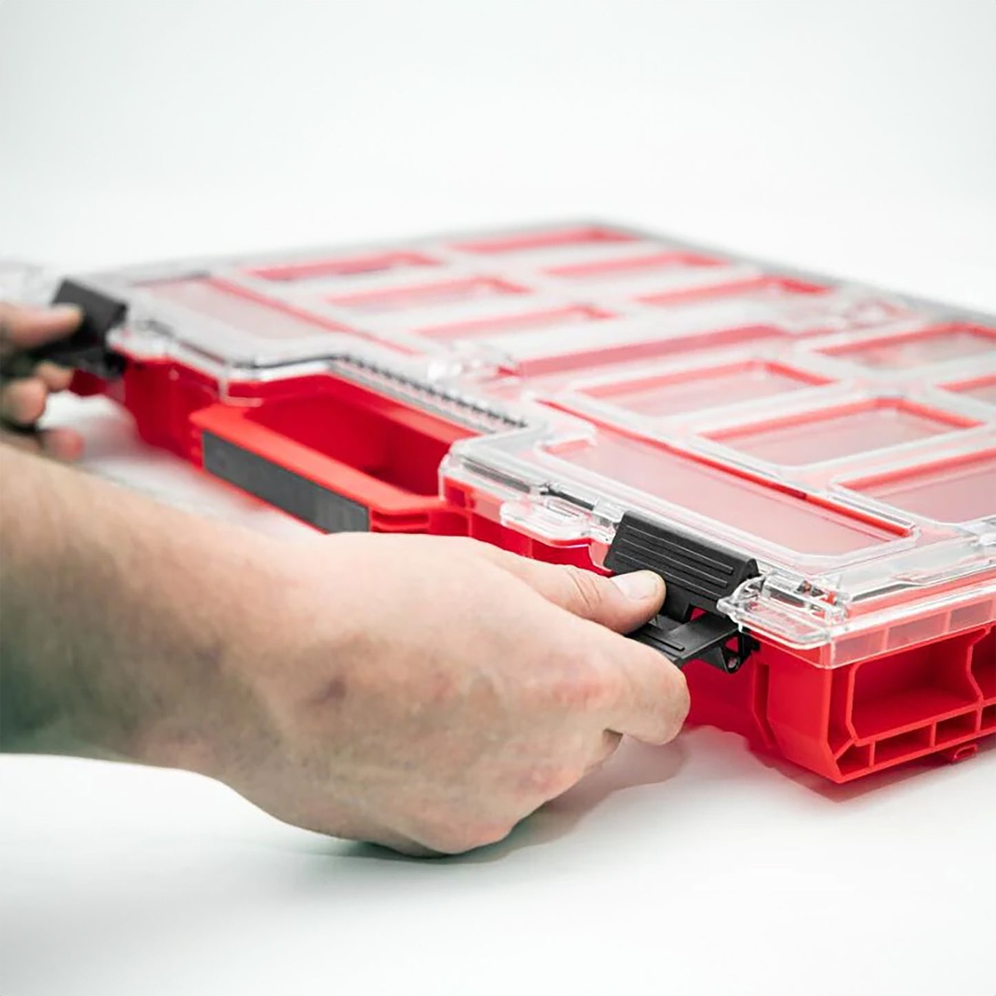 Qbrick System ONE Organizer L 2.0 RED ULTRA HD stapelbar 531 x 379 x 77 mm 6 l IP66 mit 10 Inlays