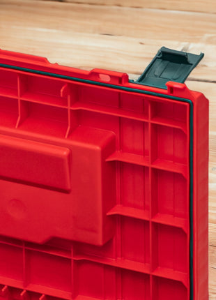 Qbrick System PRO Toolbox 2.0 RED ULTRA HD Maleta de herramientas personalizada 450 x 260 x 240 mm 19 l apilable IP54 con 3 compartimentos y estante