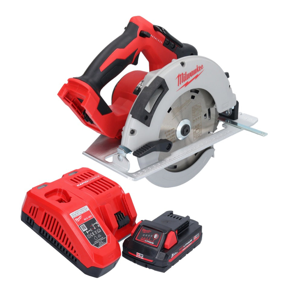 Scie circulaire manuelle à batterie Milwaukee M18 BLCS66-301 18 V 190 mm sans balais + 1x batterie 3,0 Ah + chargeur