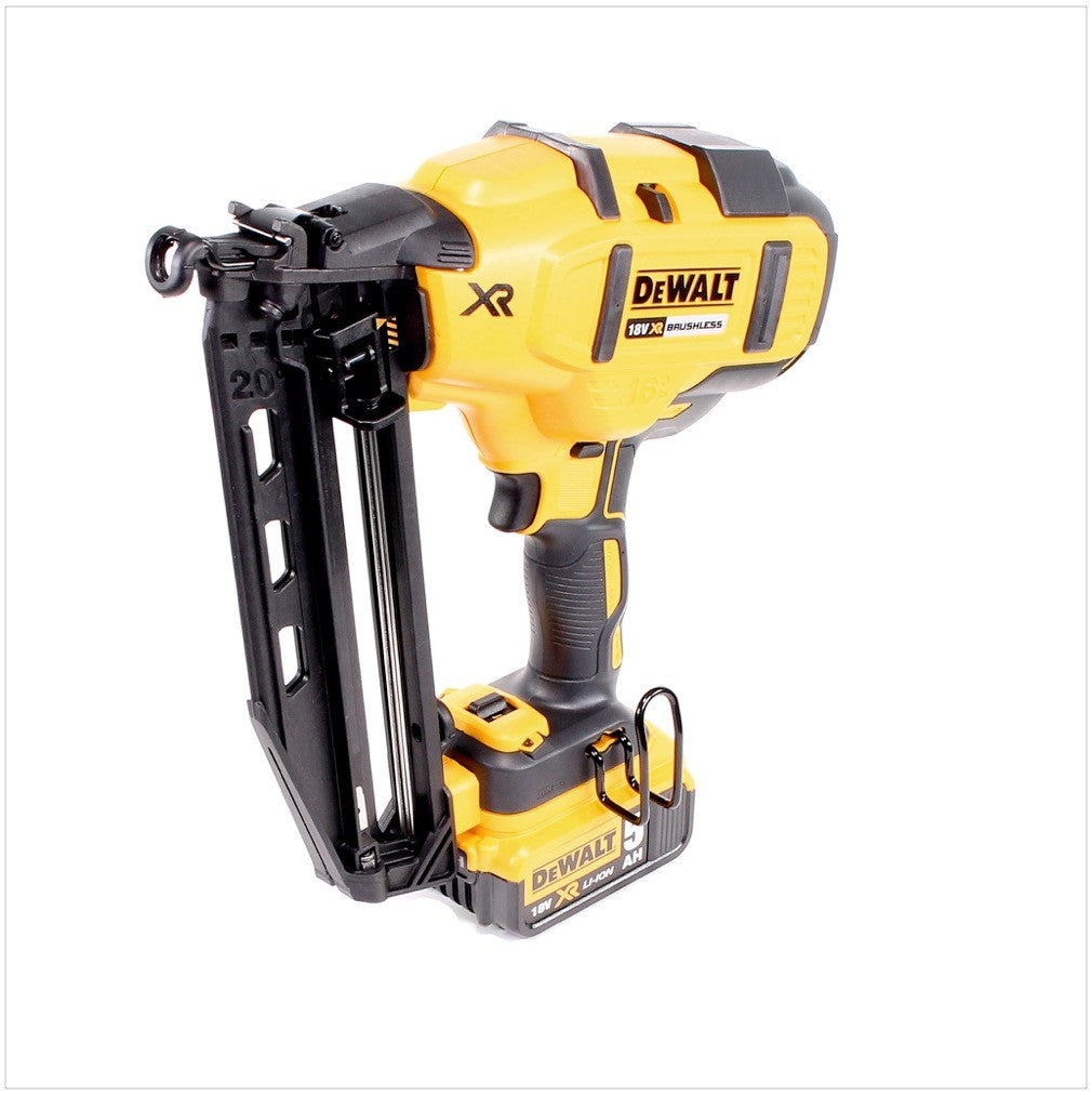 DeWalt DCK 264 P2 Akku Nagler DCN 692 50-90mm + DCN 660 32-63mm 18V Brushless + 2x Akku 5,0Ah + Ladegerät + Toughbox - Toolbrothers